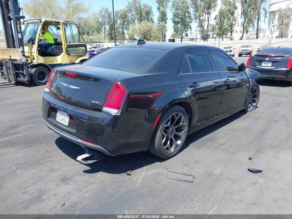2C3CCABG8GH175840 2016 CHRYSLER 300 photo no. 4