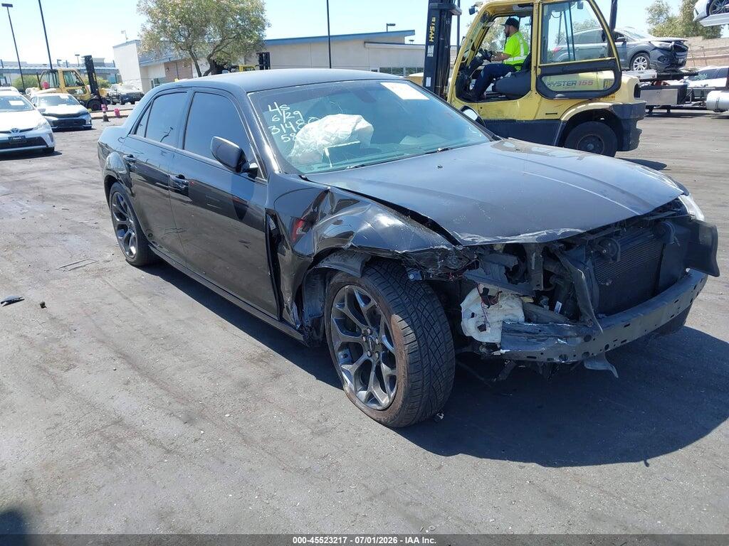 2C3CCABG8GH175840 2016 CHRYSLER 300 photo no. 6
