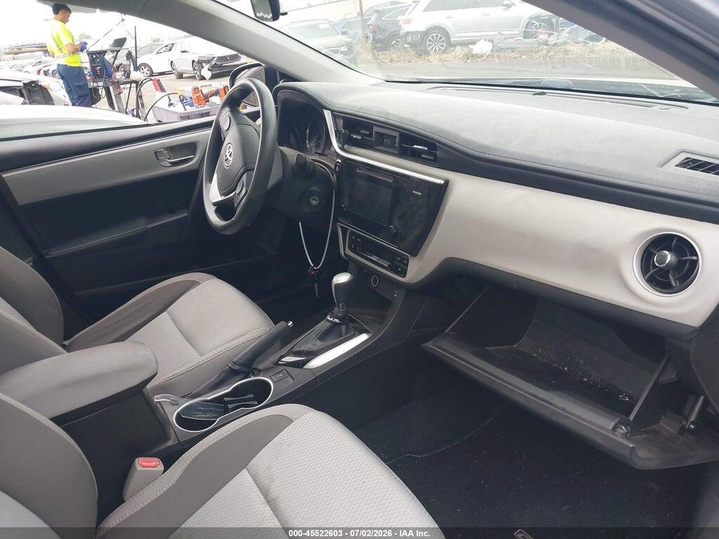 5YFBURHE6HP692669 2017 TOYOTA COROLLA photo no. 5