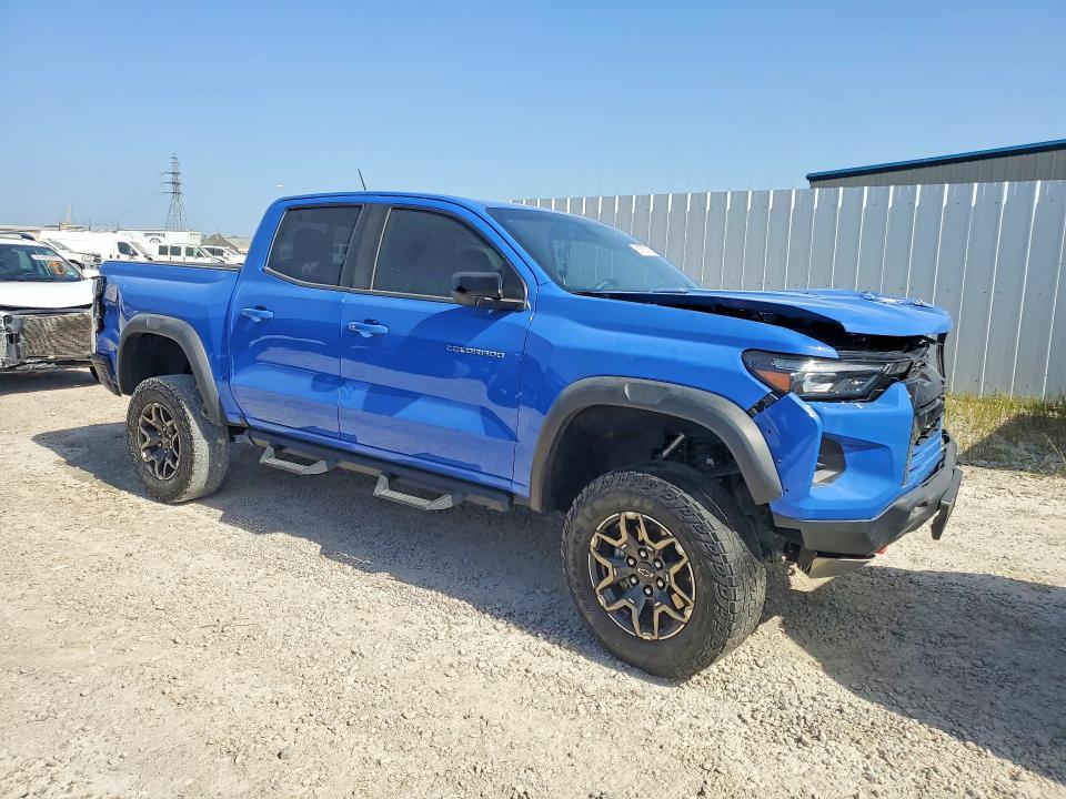 2025 CHEVROLET COLORADO ZR2 — Фото 4 из 12