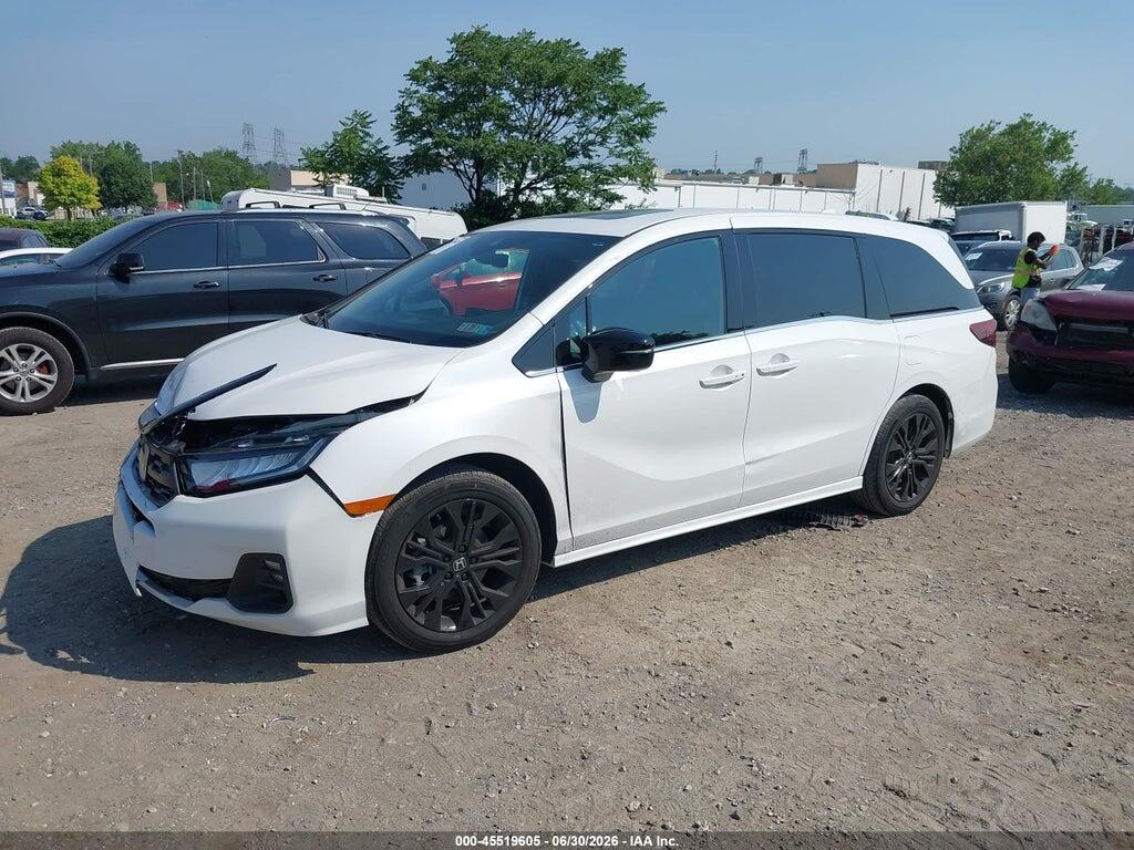 5FNRL6H73SB008567 2025 HONDA ODYSSEY photo no. 2