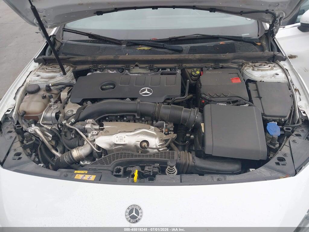 W1K3G4EB3LJ210686 2020 MERCEDES-BENZ A 220 photo no. 10