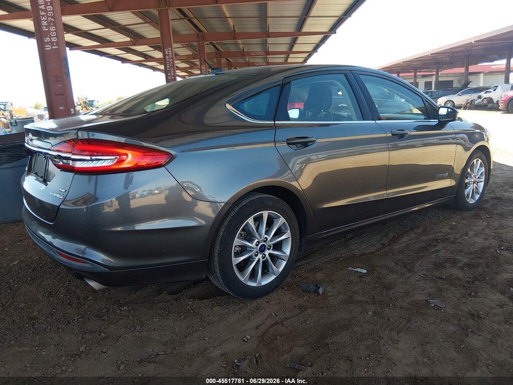 3FA6P0LU5HR314023 2017 FORD FUSION HYBRID photo no. 4