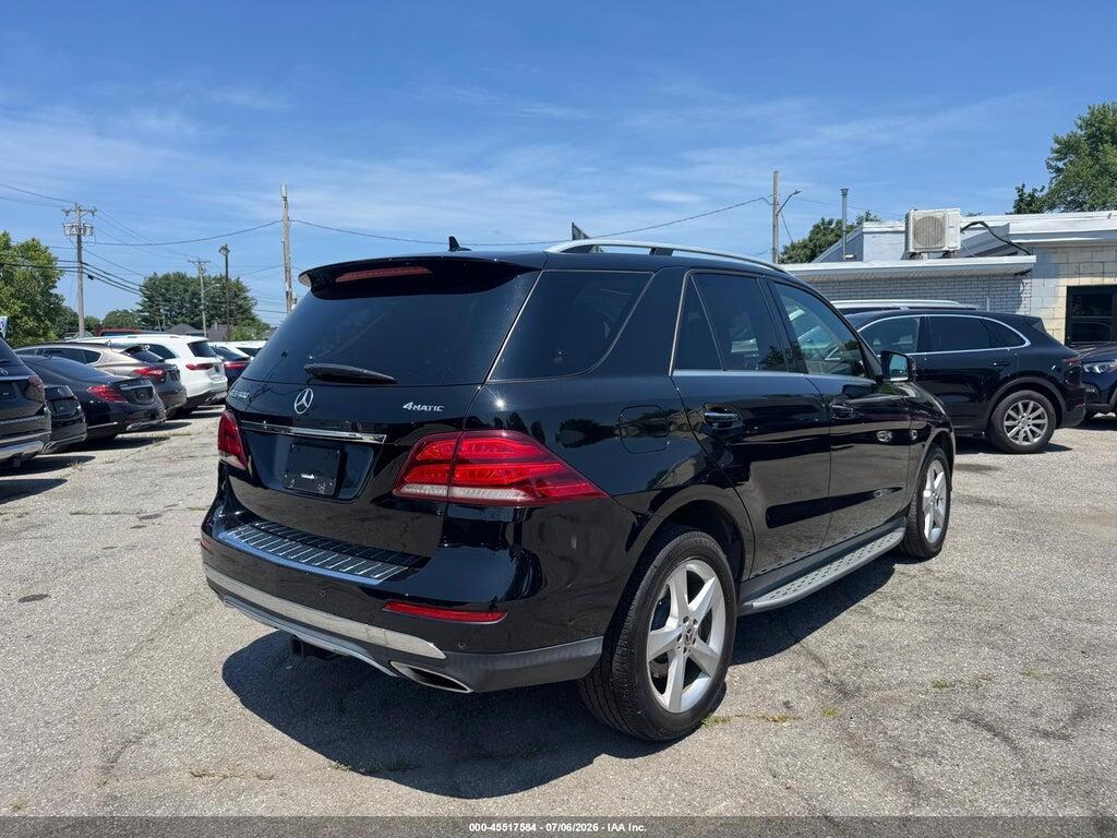 2019 MERCEDES-BENZ GLE 400 4MATIC — Фото 4 из 10