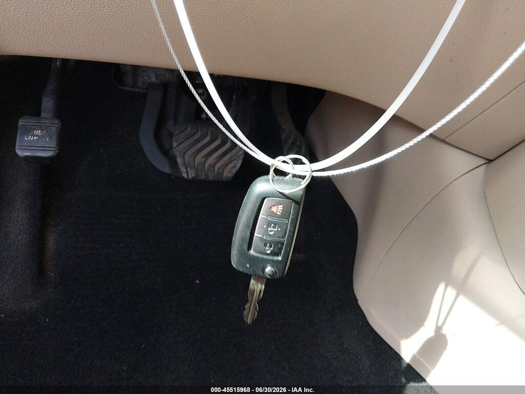 5N1AT2MT5HC746865 2017 NISSAN ROGUE photo no. 11