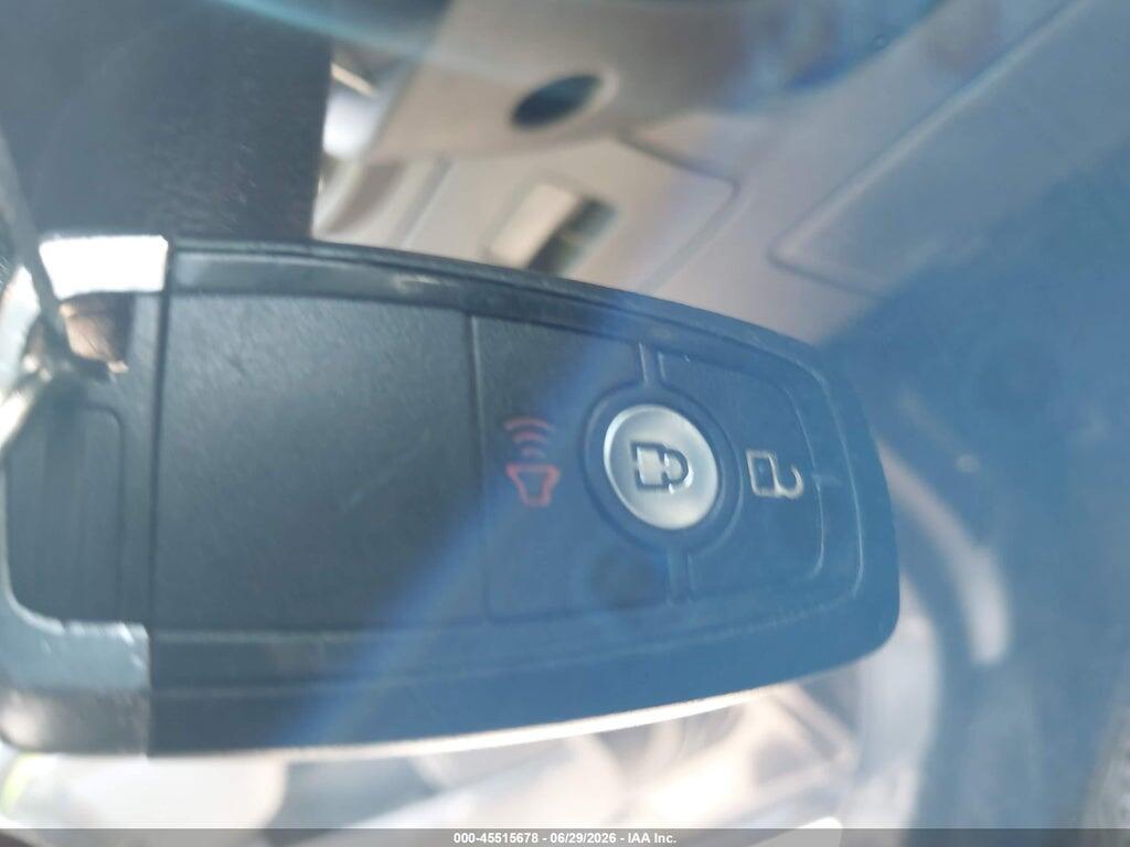 2FMPK3G96HBC63775 2017 FORD EDGE photo no. 11