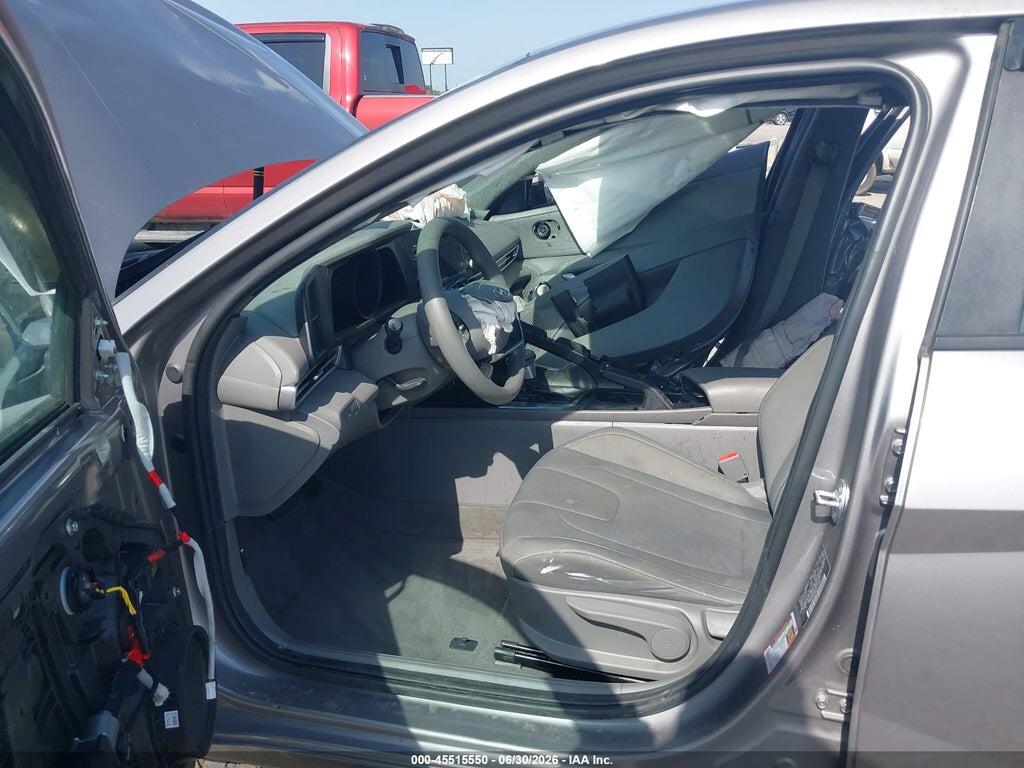 KMHLM4AG2PU611635 2023 HYUNDAI ELANTRA photo no. 5