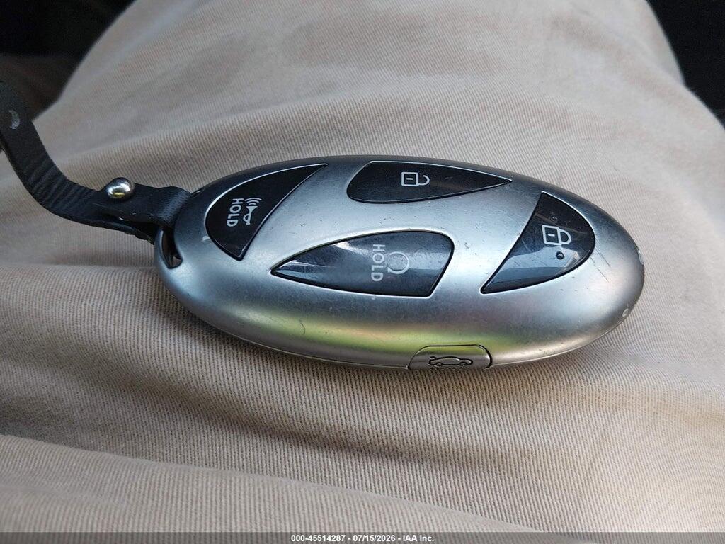 KMHLM4DG1RU647878 2024 HYUNDAI ELANTRA photo no. 11