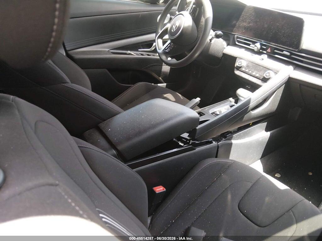KMHLM4DG1RU647878 2024 HYUNDAI ELANTRA photo no. 5