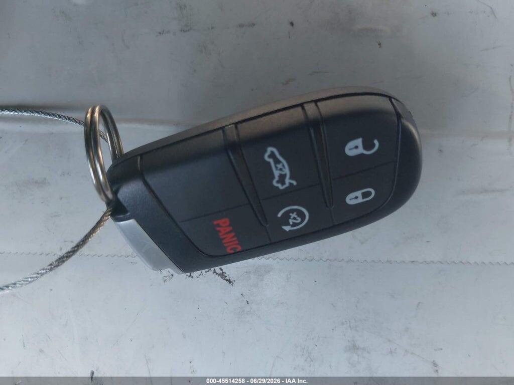 2C3CDXBG5PH576617 2023 DODGE CHARGER photo no. 11