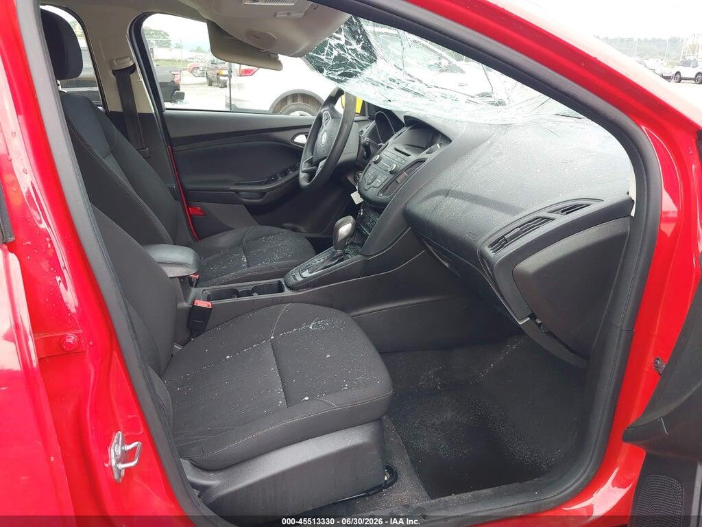1FADP3K28HL268467 2017 FORD FOCUS photo no. 5