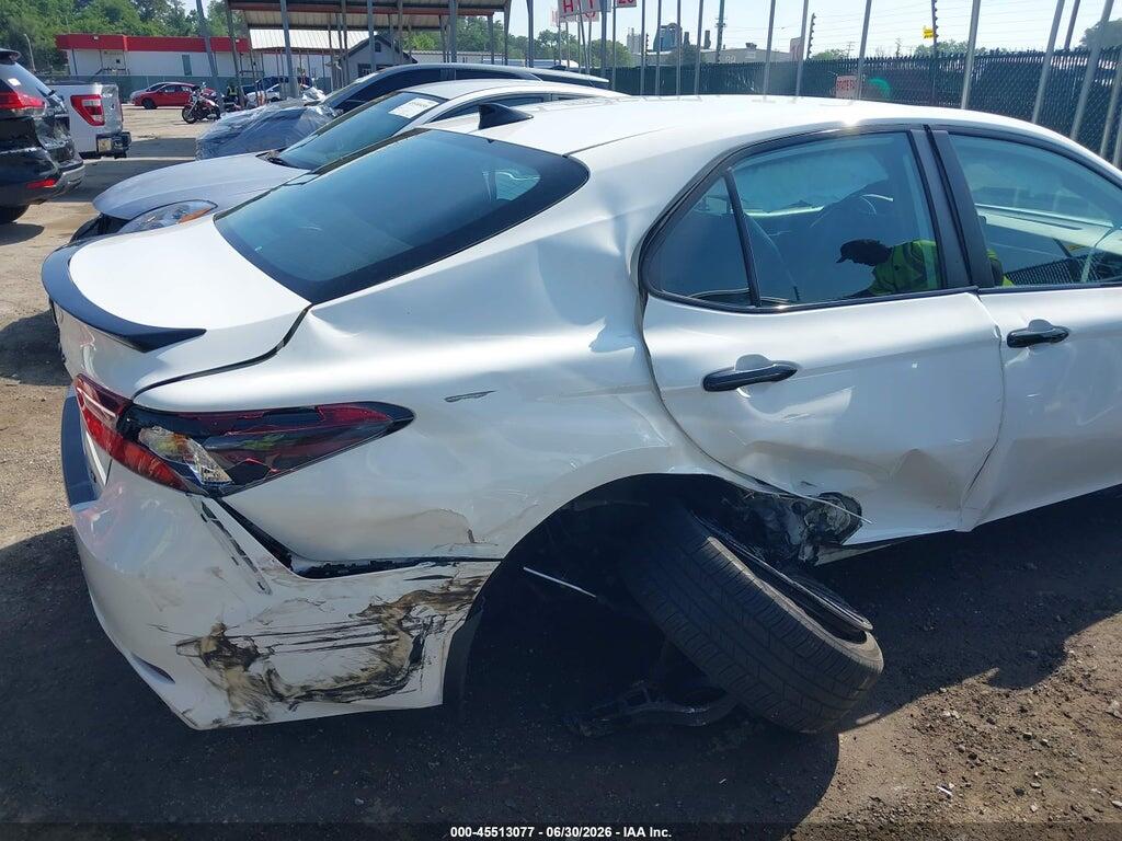 4T1T11AK4NU049892 2022 TOYOTA CAMRY photo no. 6