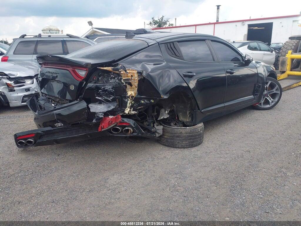KNAE45LC5J6028529 2018 KIA STINGER photo no. 4