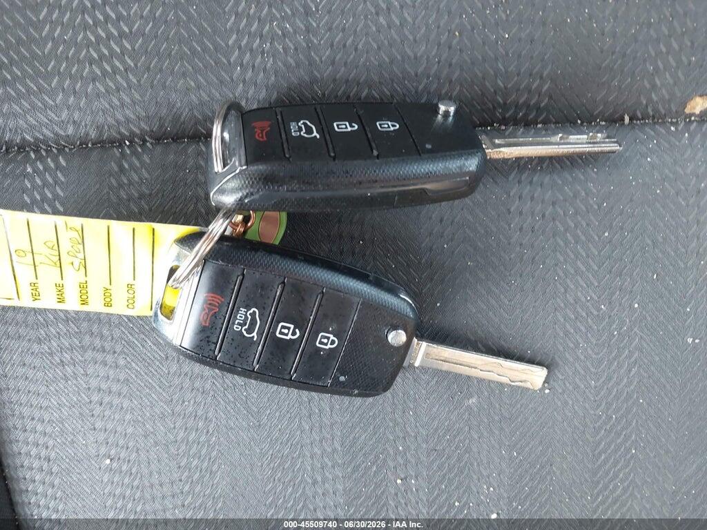 KNDPMCAC1K7528895 2019 KIA SPORTAGE photo no. 11