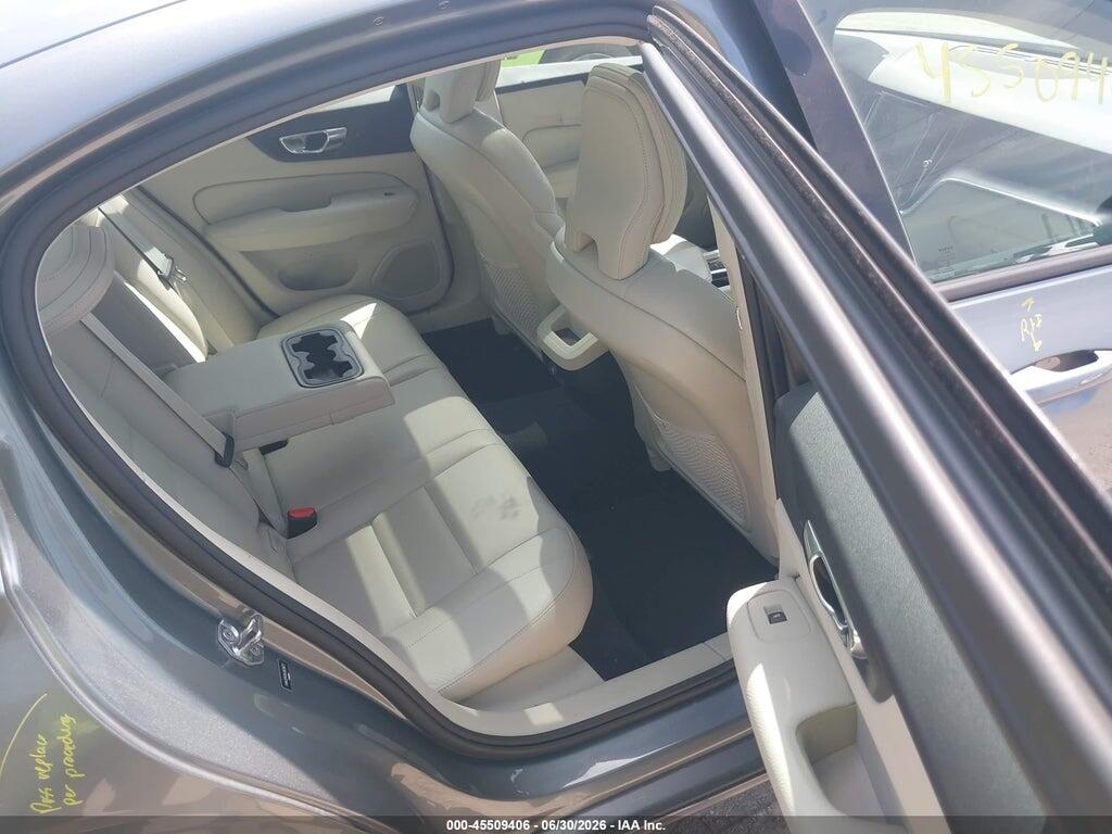 7JRA22TKXLG033673 2020 VOLVO S60 photo no. 8
