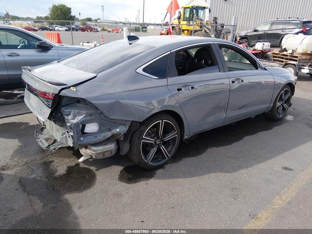1HGCY2F55RA012805 2024 HONDA ACCORD HYBRID photo no. 4