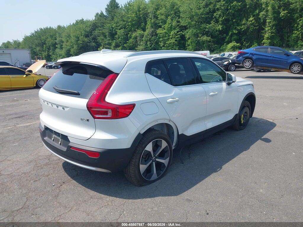 YV4L12UJ0S2495863 2025 VOLVO XC40 photo no. 4