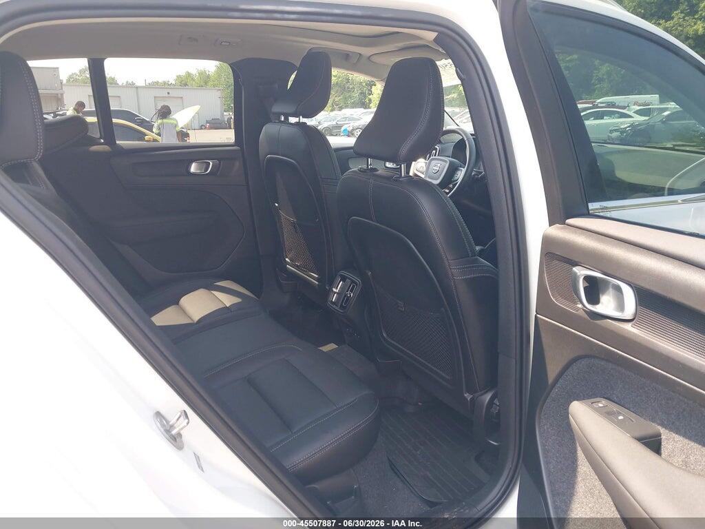 YV4L12UJ0S2495863 2025 VOLVO XC40 photo no. 8
