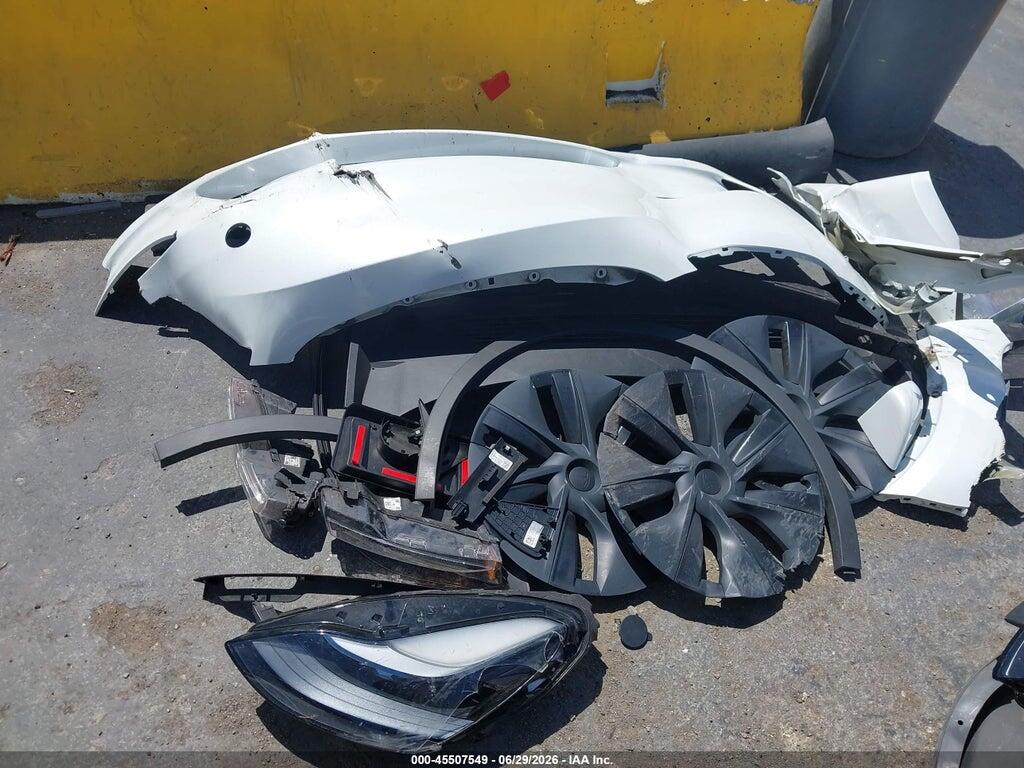 7SAYGDEE8RF123461 2024 TESLA MODEL Y photo no. 12