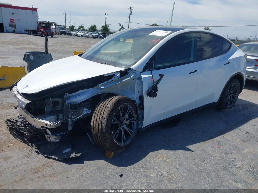 7SAYGDEE8RF123461 2024 TESLA MODEL Y photo no. 2