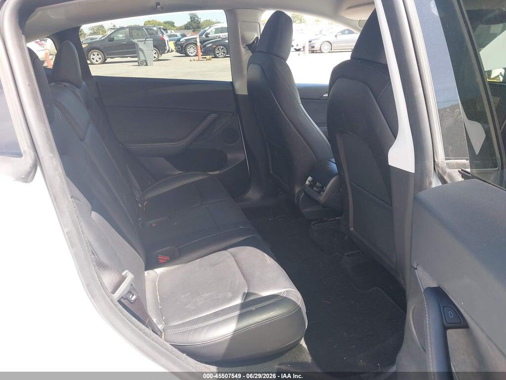 7SAYGDEE8RF123461 2024 TESLA MODEL Y photo no. 8