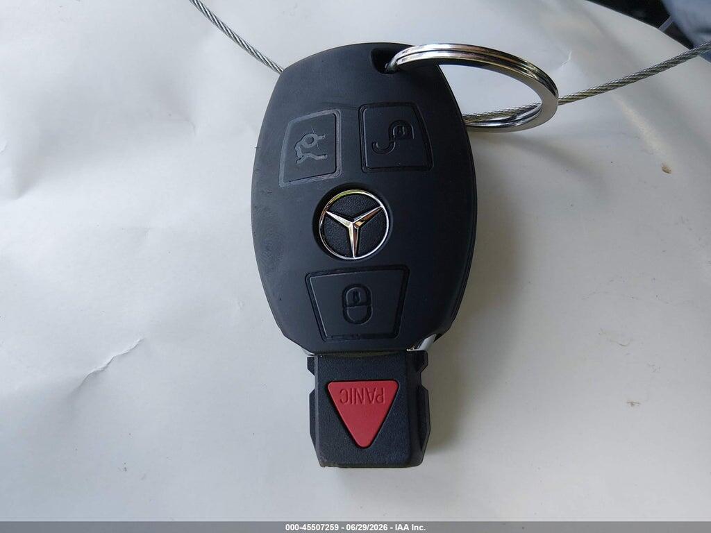 WDDWJ6EBXHF528311 2017 MERCEDES-BENZ AMG C 43 photo no. 11
