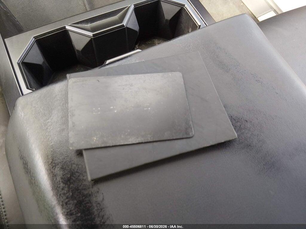 7G2CEHED0SA080939 2025 TESLA CYBERTRUCK photo no. 11