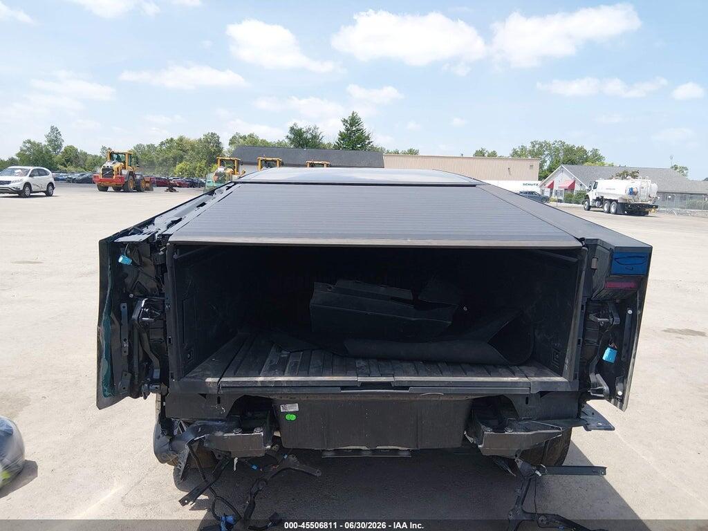 7G2CEHED0SA080939 2025 TESLA CYBERTRUCK photo no. 6