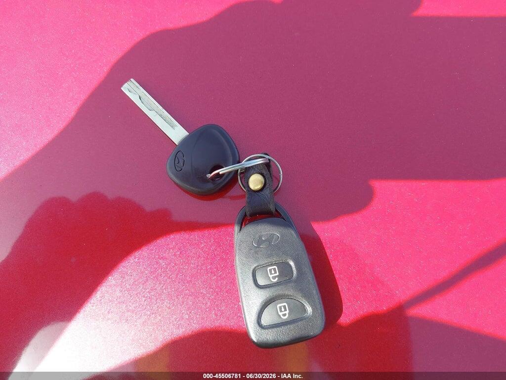 KMHCT4AEXGU051896 2016 HYUNDAI ACCENT photo no. 11