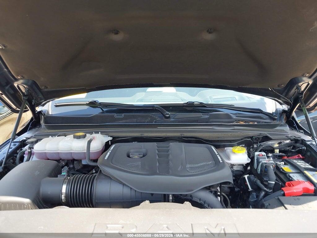 1C6SRFHP5TN172686 2026 RAM 1500 photo no. 10