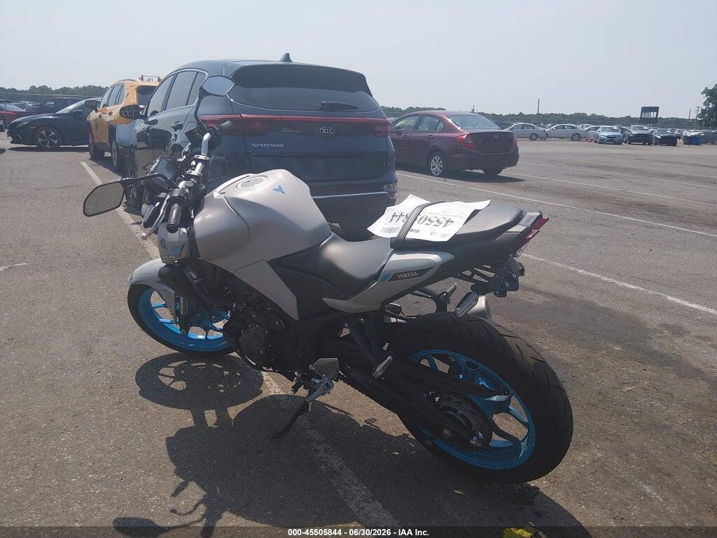 MH3RH28E8SK001630 2025 YAMAHA MTN320 photo no. 3