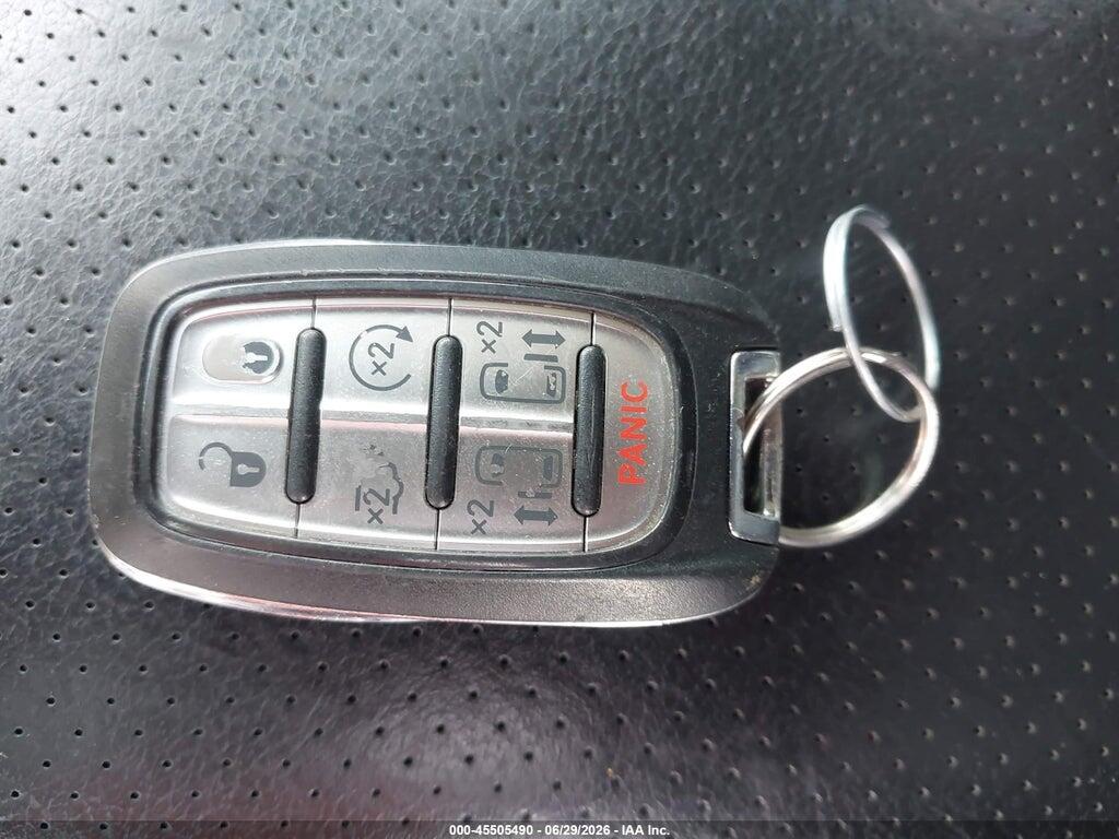 2C4RC1L7XNR189475 2022 CHRYSLER PACIFICA photo no. 11