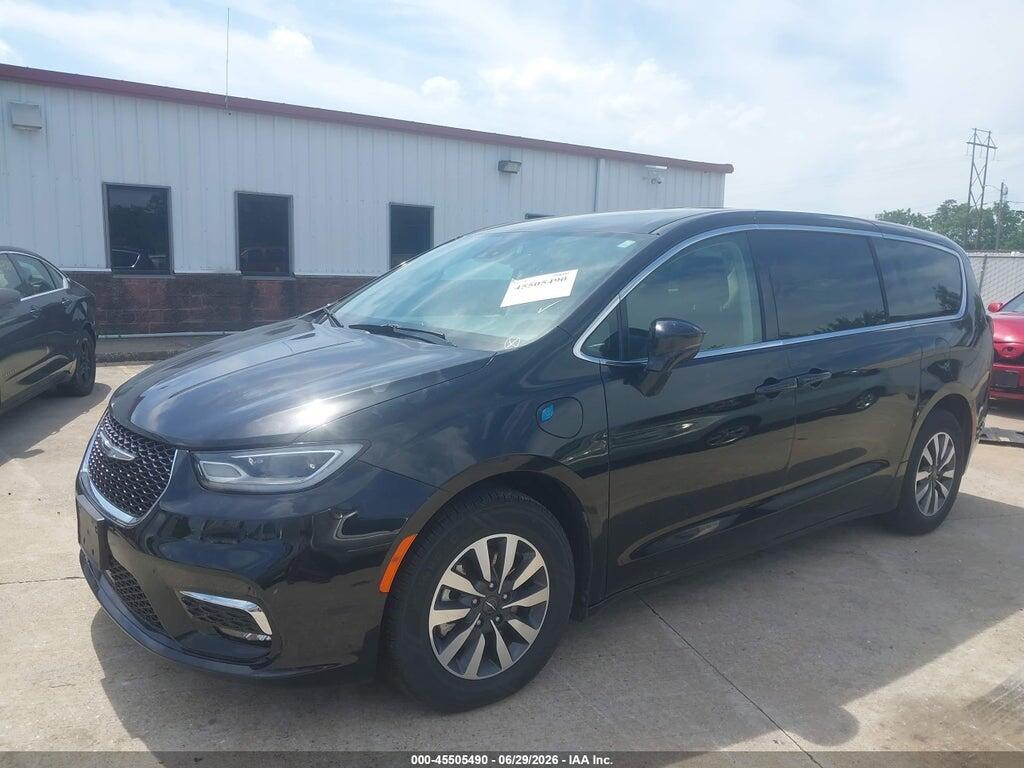 2C4RC1L7XNR189475 2022 CHRYSLER PACIFICA photo no. 2