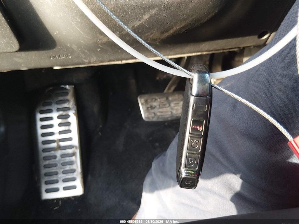 KNDCR3LE3P5051758 2023 KIA NIRO photo no. 11