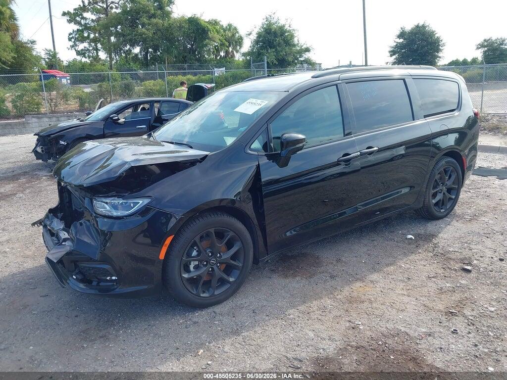 2C4RC1BG5TR222459 2026 CHRYSLER PACIFICA photo no. 2