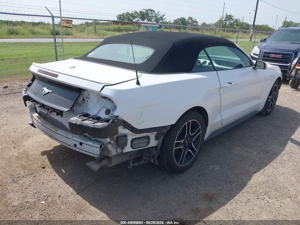 1FATP8UH9N5118720 2022 FORD MUSTANG photo no. 4
