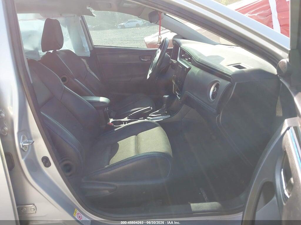 5YFBURHE8JP751923 2018 TOYOTA COROLLA photo no. 5