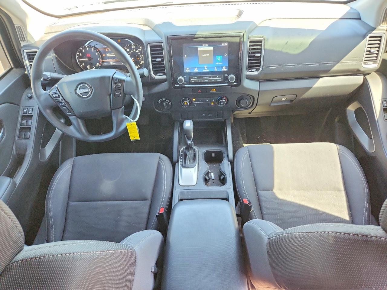 2022 NISSAN FRONTIER SV — Фото 8 из 12