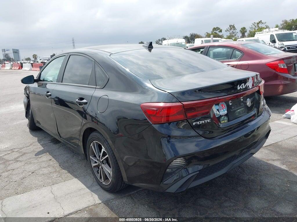 3KPF24AD9PE512600 2023 KIA FORTE photo no. 3
