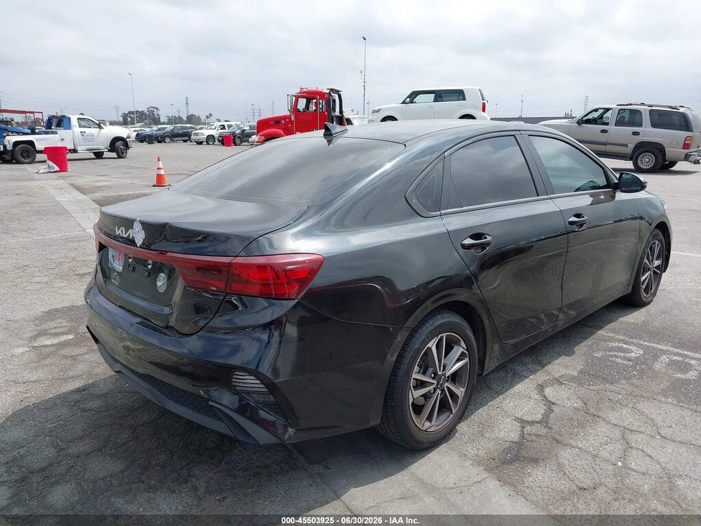 3KPF24AD9PE512600 2023 KIA FORTE photo no. 4