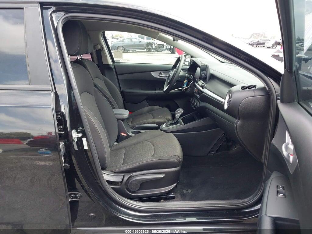 3KPF24AD9PE512600 2023 KIA FORTE photo no. 5