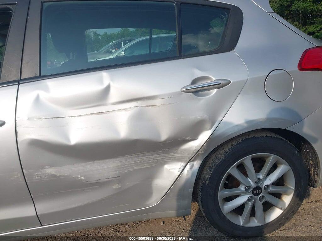 KNAFK5A86H5669231 2017 KIA FORTE photo no. 6
