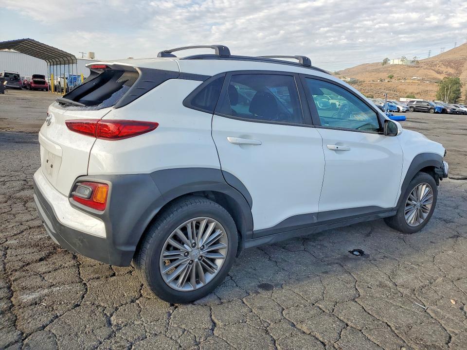 2021 HYUNDAI KONA SEL — Фото 3 из 13