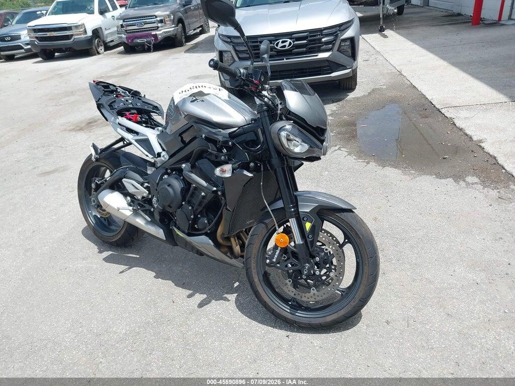 SMTA604SXRTBK0712 2024 TRIUMPH MOTORCYCLE STREET TRIPLE photo no. 1