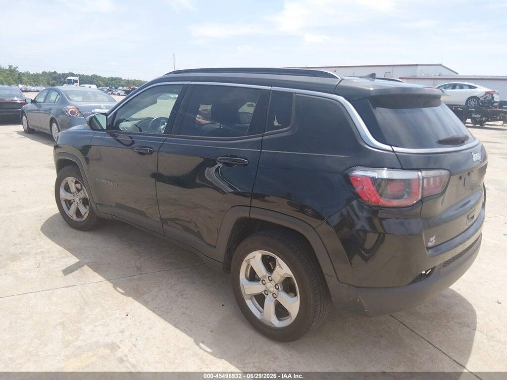 3C4NJCBB6JT503247 2018 JEEP COMPASS photo no. 3