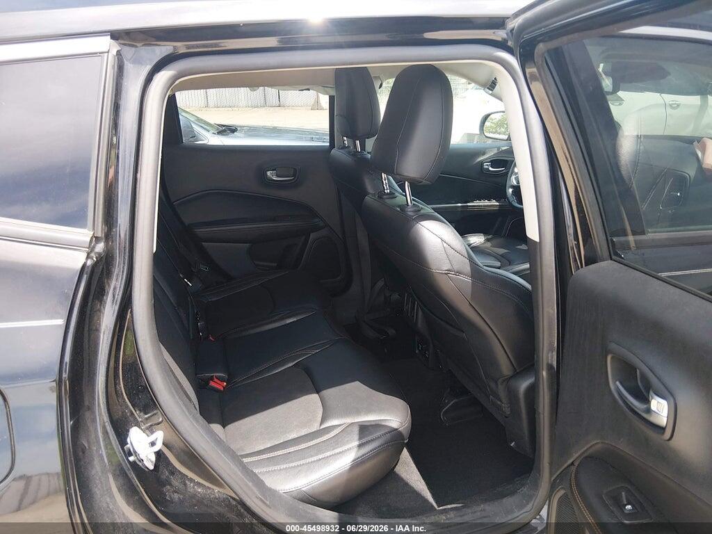 3C4NJCBB6JT503247 2018 JEEP COMPASS photo no. 8
