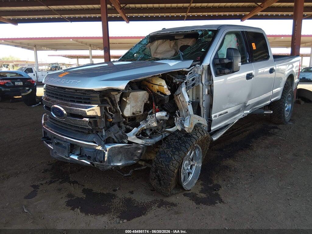 1FT7W2BT7JEB38087 2018 FORD F-250 photo no. 2