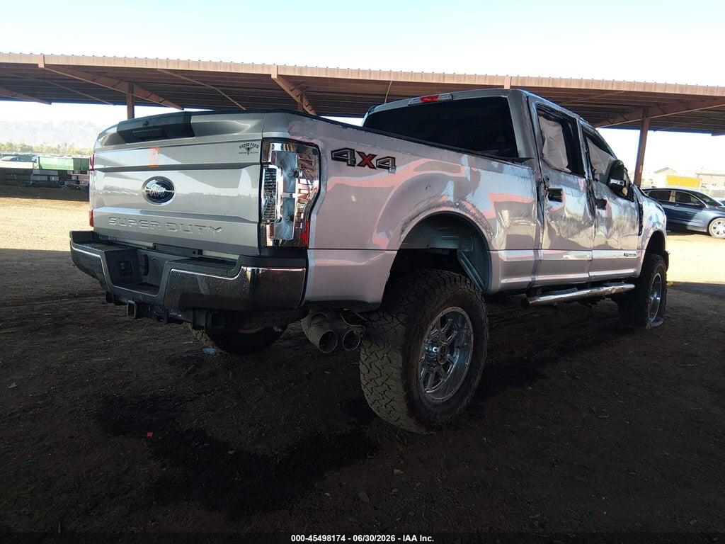 1FT7W2BT7JEB38087 2018 FORD F-250 photo no. 4