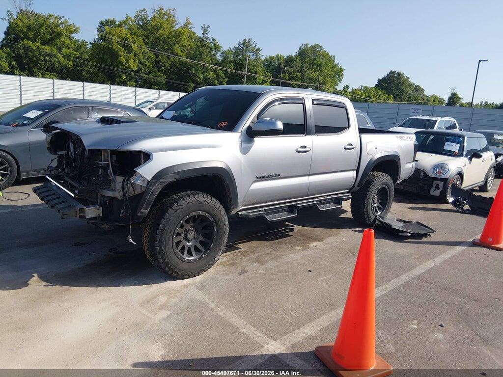 3TMCZ5AN8JM149765 2018 TOYOTA TACOMA photo no. 2