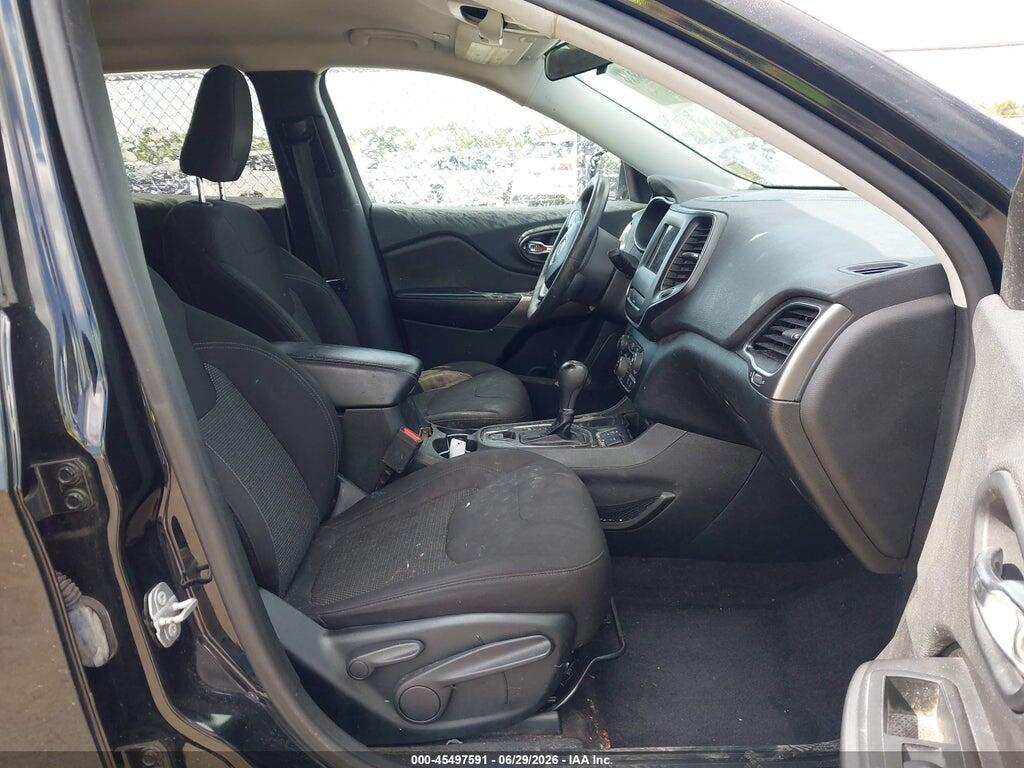 1C4PJLCB9KD203328 2019 JEEP CHEROKEE photo no. 5